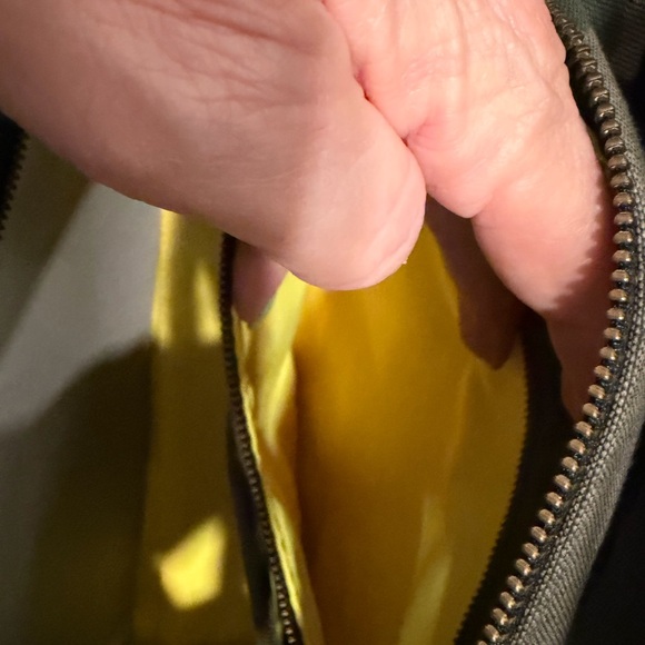 Marc Jacobs medium Green Camouflage Tote Bag - Picture 4 of 9